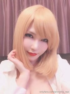 Blonde Anri Okita