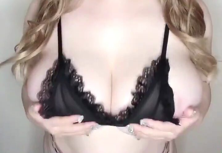 Japanese Nina Nishimura natural big tits